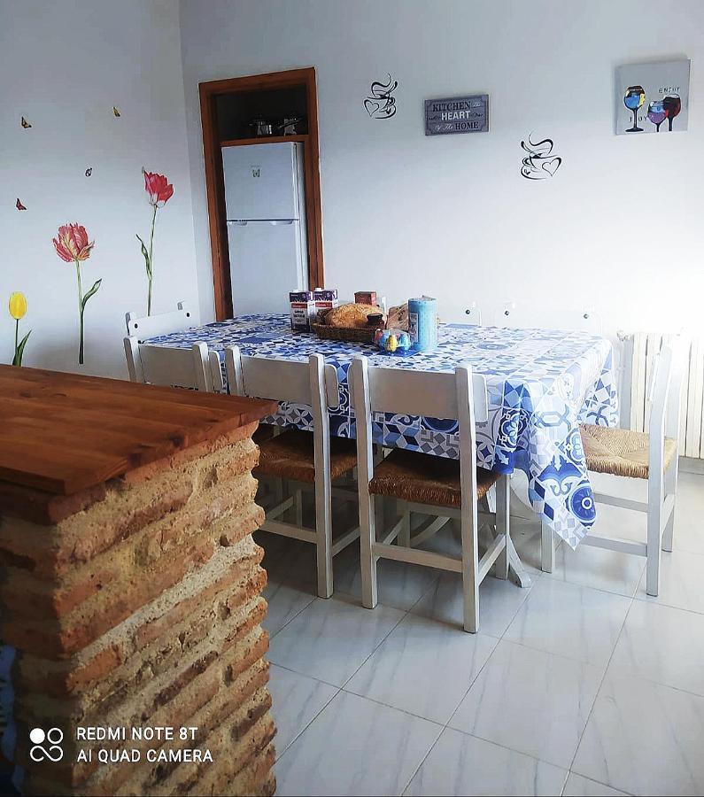 Apartamentos Rurales La Posada De Donato Нуевалос Екстер'єр фото